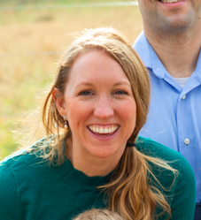 Closeup photo of Maureen Lothrop