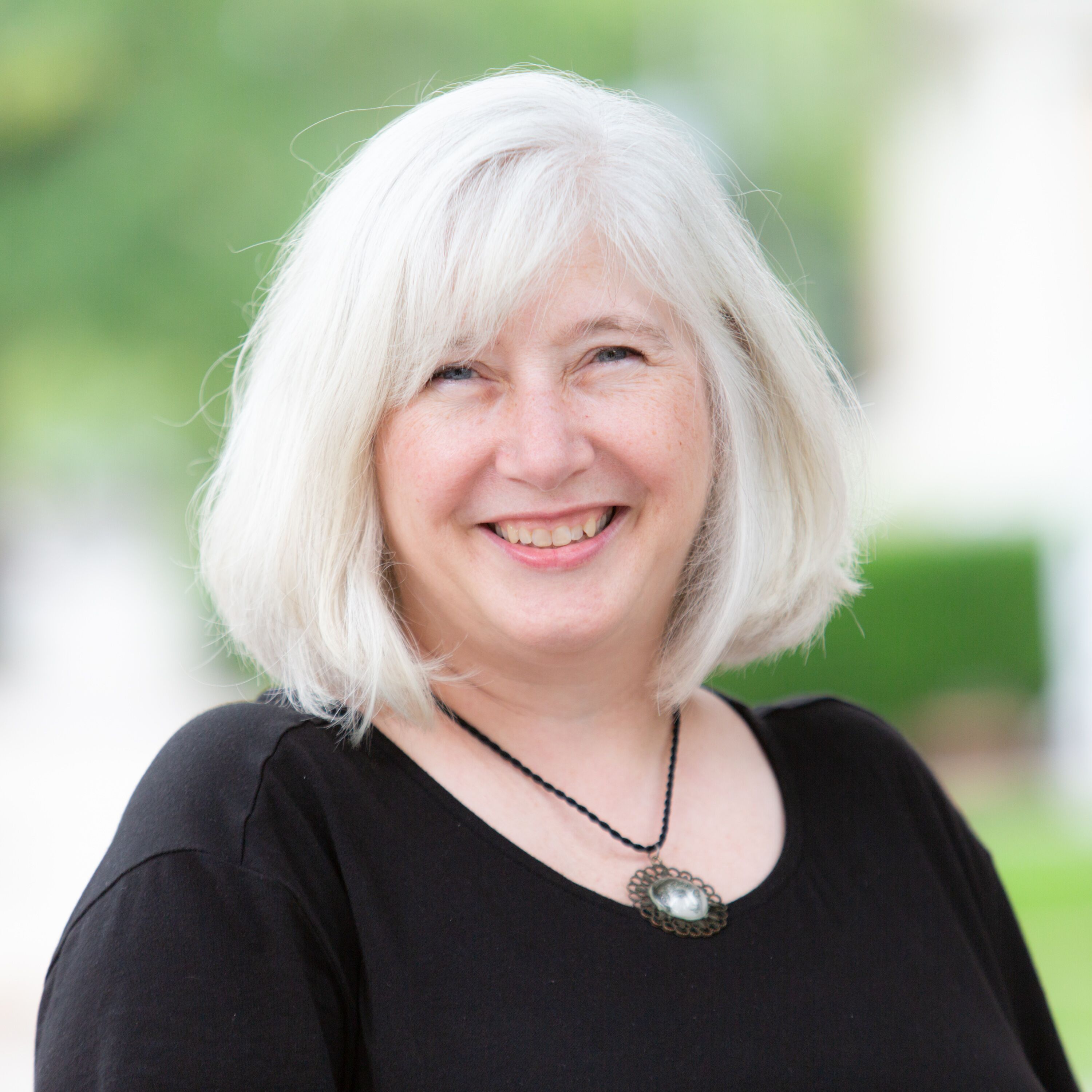 Mary Ann Cappiello headshot, outside