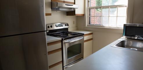 Kidder House suite kitchen