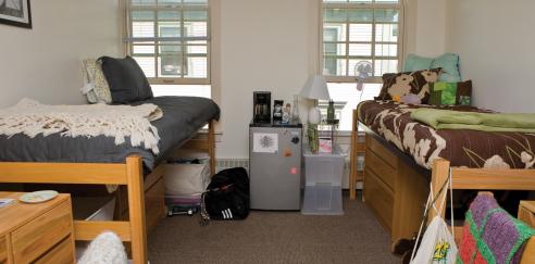 Wendell House dorm room 